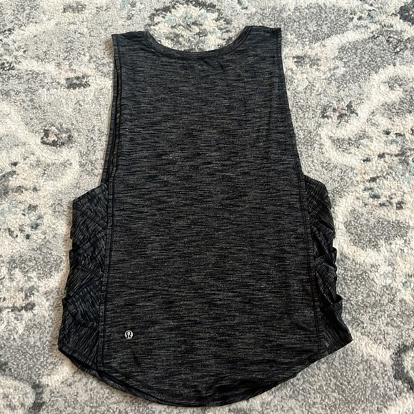 Lululemon Tank Top - Picture 9 of 10